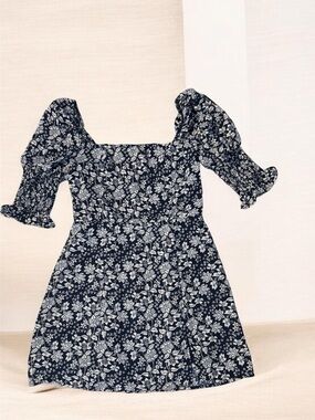 miami Navy and White Floral Smocked Mini Dress for womens size M
